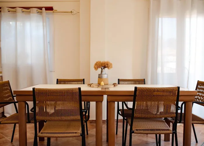 Konstantina Apartman Petrití