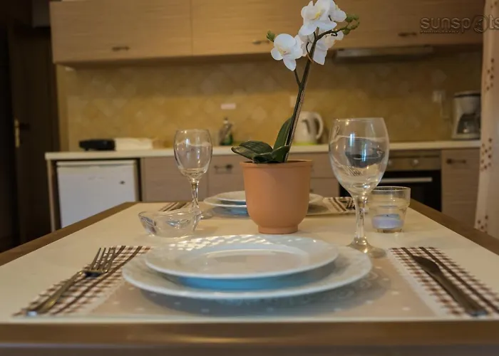 Konstantina Apartamento Petrití