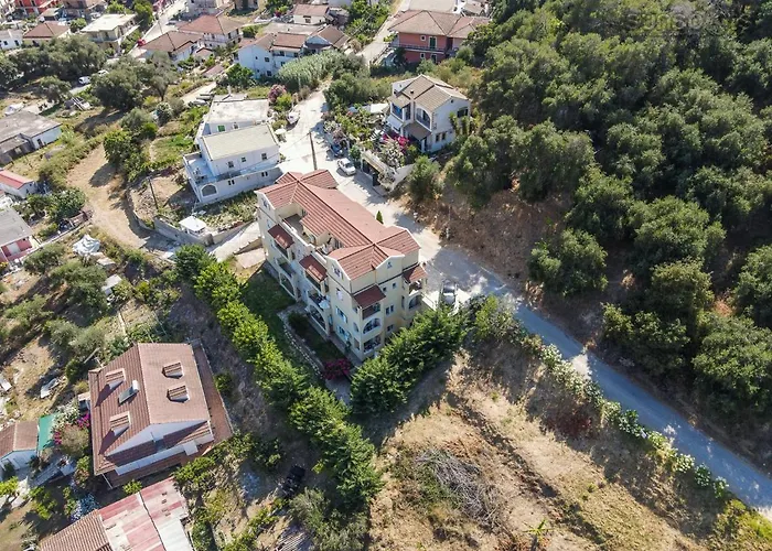 Konstantina Apartamento Petrití